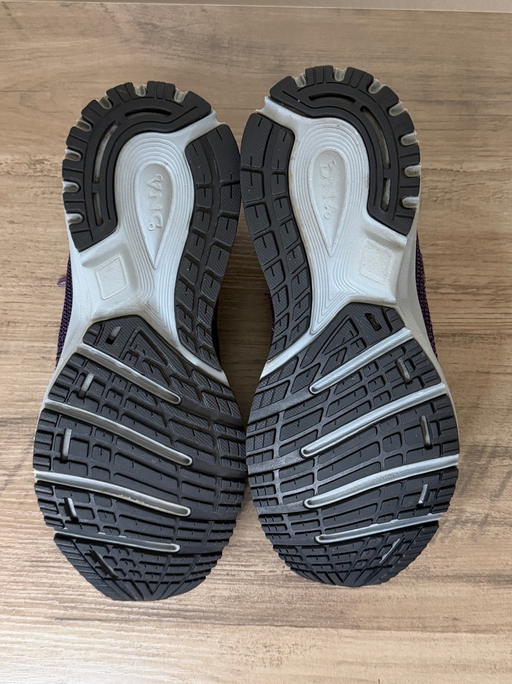 Brooks Women's Purple/Black Revel 2 Athletic Running Shoes | Size 9 - Picture 5 of 7